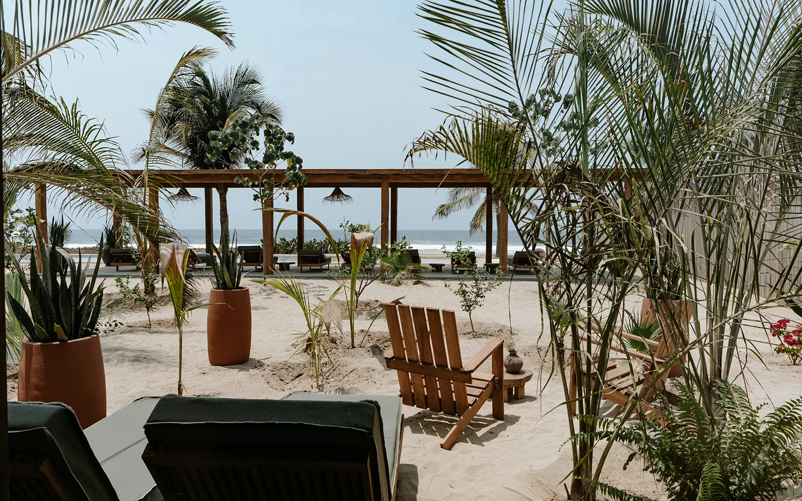 Oceanfront king room with Pacific view at Casa Yuma, Puerto Escondido